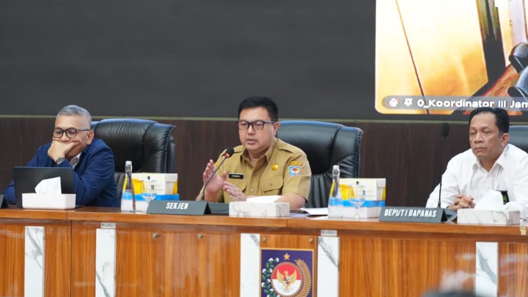 Sekjen Kemendagri Siapkan Tim untuk Evaluasi Penanganan Kenaikan Harga Cabai