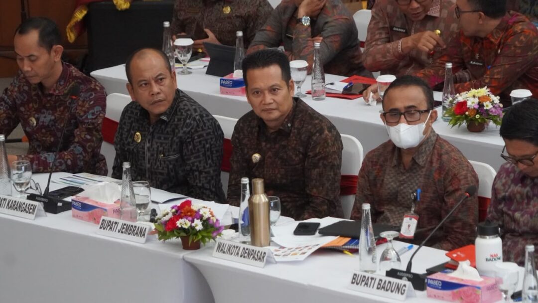 Hadiri Kunker Banggar DPR RI, Bupati Kembang Dorong Solusi Jangka Panjang Kemacetan Di Gilimanuk