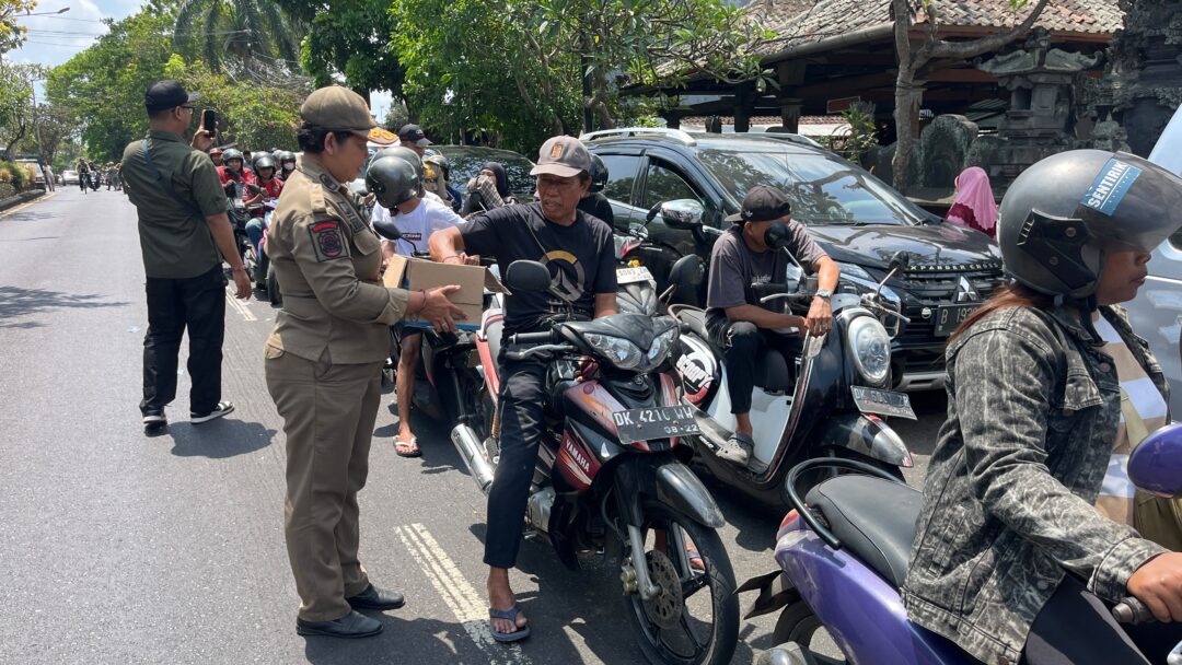 Respon Dampak Antrean BBM, Pemkab Jembrana Berupaya Optimal Jaga Kondusifitas Dan Kelancaran Pelayanan Publik